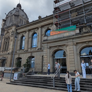 historische Stadthalle